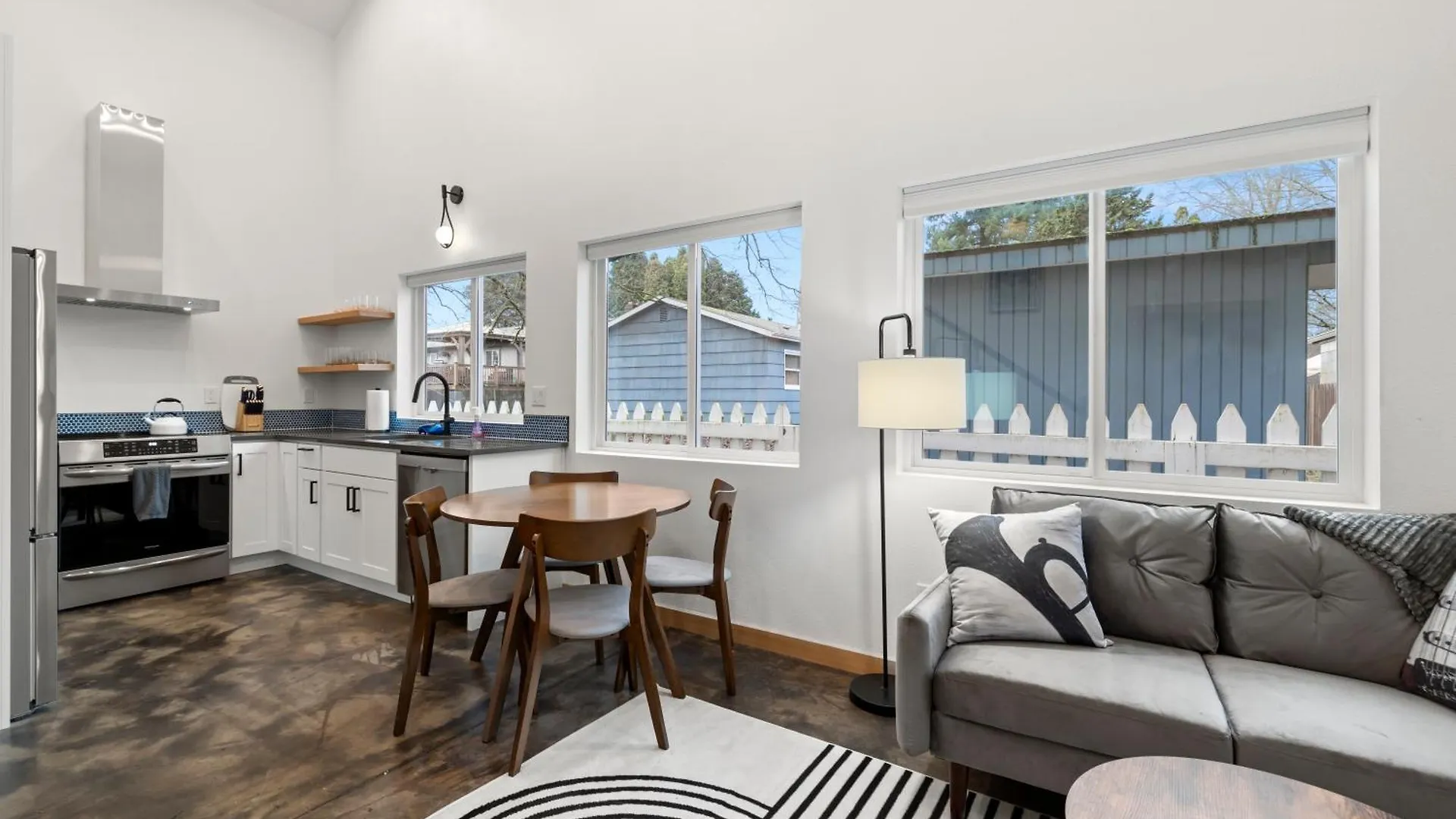 Coda Guesthouse -New In 2024 Portland 0*,  United States