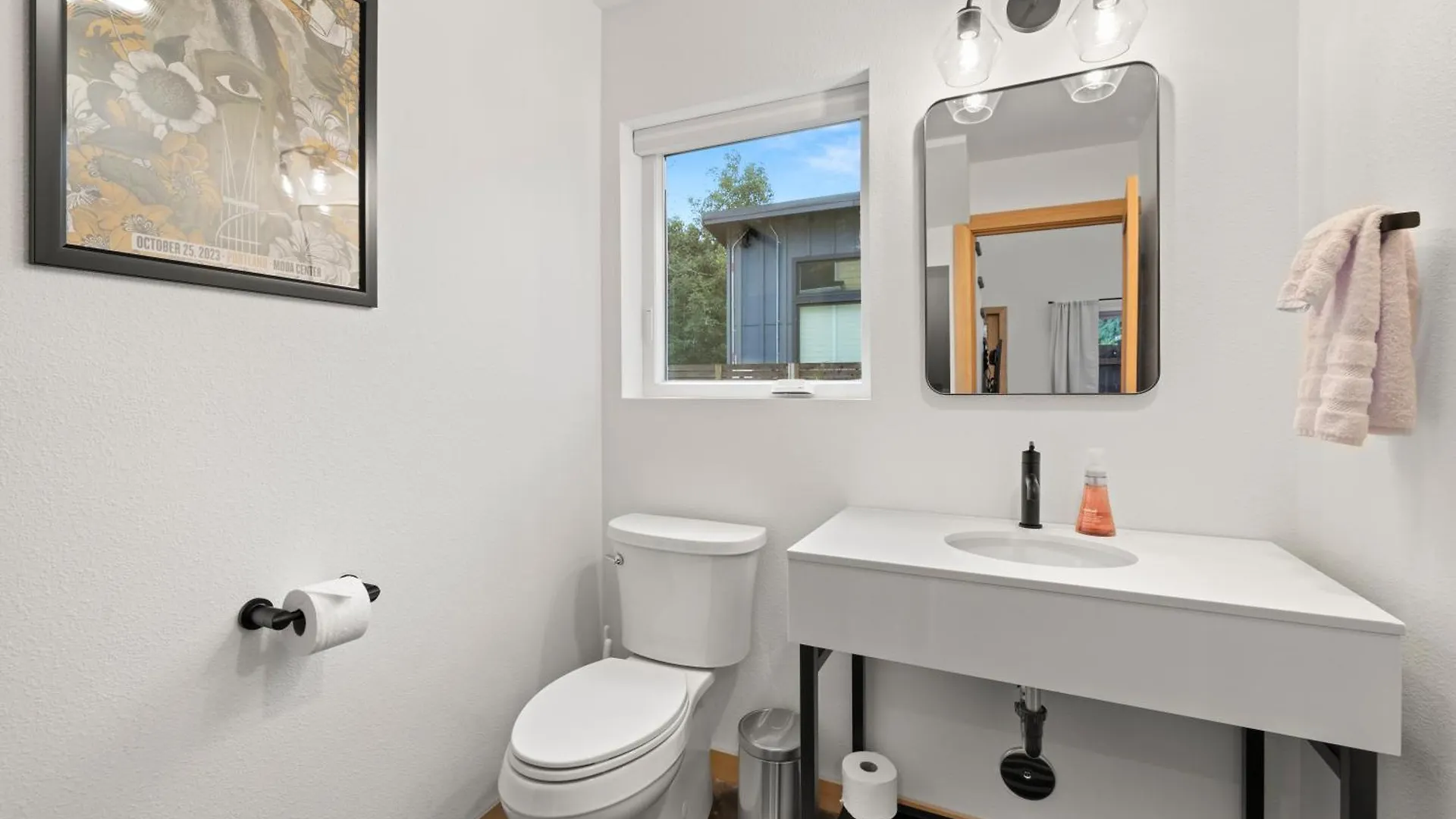 Apartment Coda Guesthouse -New In 2024 Portland United States
